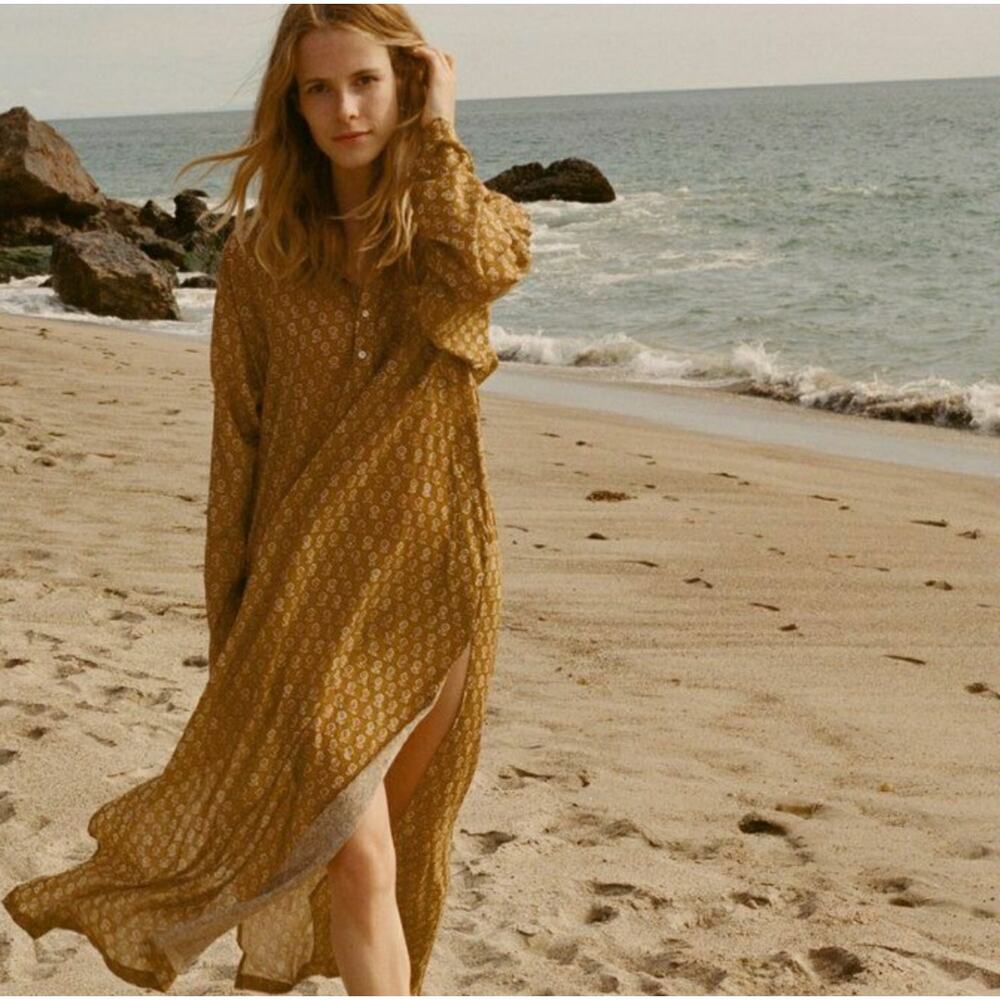 DOEN S Rare Kaftan Gold Printed Dress